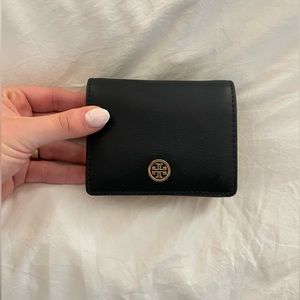 Tory Burch Robinson Bifold Wallet